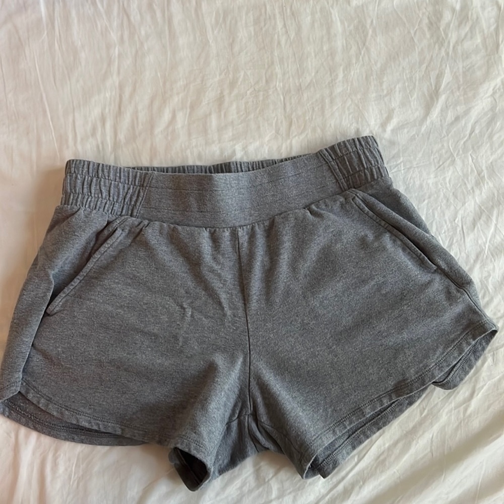 All in motion grey shorts with pockets